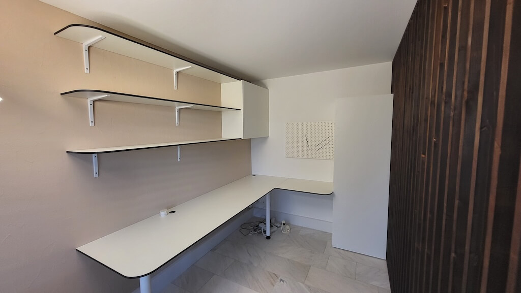 schreibtisch-weiss-1024