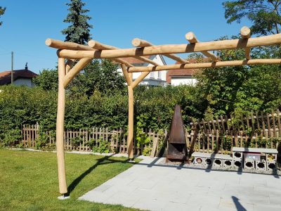 Pergola aus Holz