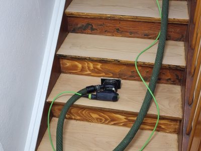 Treppe wird aufgefrischt