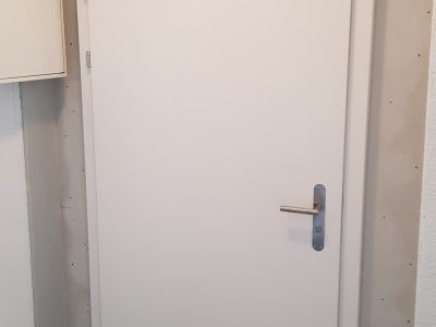 weisse Türe
